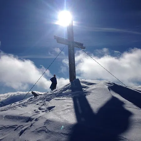 Der Oswalderhof בית הארחה 3*