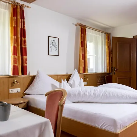 Der Oswalderhof Guest house Obertilliach