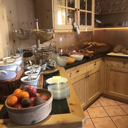 Der Oswalderhof בית הארחה