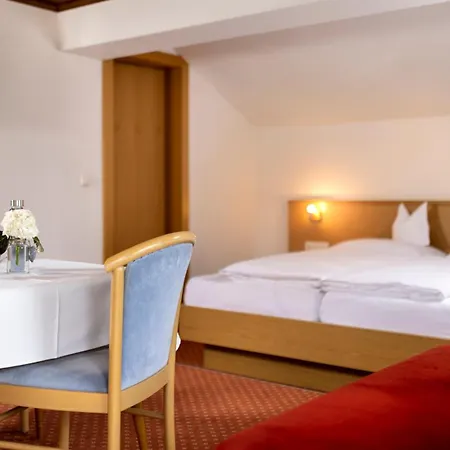 Der Oswalderhof 3*