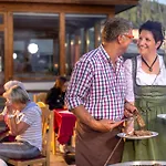 Der Oswalderhof 3*